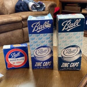 Vintage Zinc Caps and Jar Rubbers Set